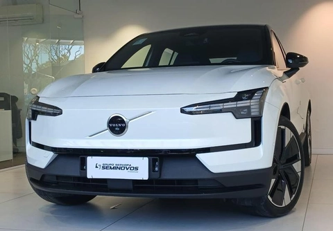 Volvo EX30 E60 Ultra (Elétrico) 2024 Branco — foto 1 de 3