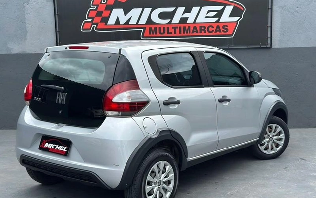 imagem-https://www.socarrao.com.br/sc-vehicle-images-prod/4320420/1791560616389-8534395_11_B_398206a1c9.jpeg