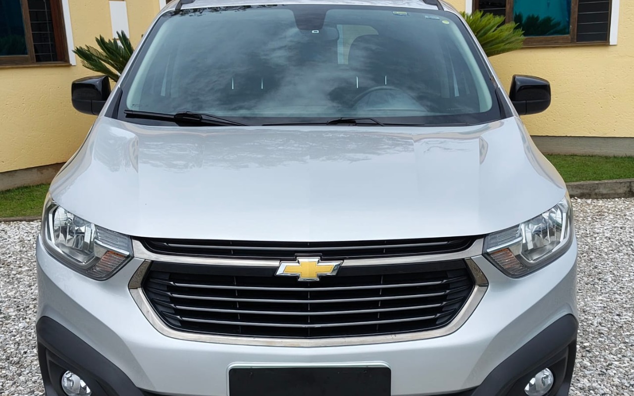 Chevrolet Spin 2019 Prata — foto 1 de 3