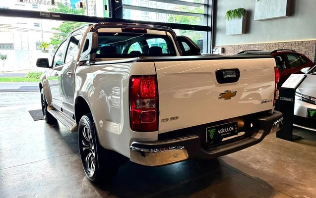 imagem-https://www.socarrao.com.br/sc-vehicle-images-prod/4320434/1791561032222-8529180_13_B_653c8676ec.jpeg