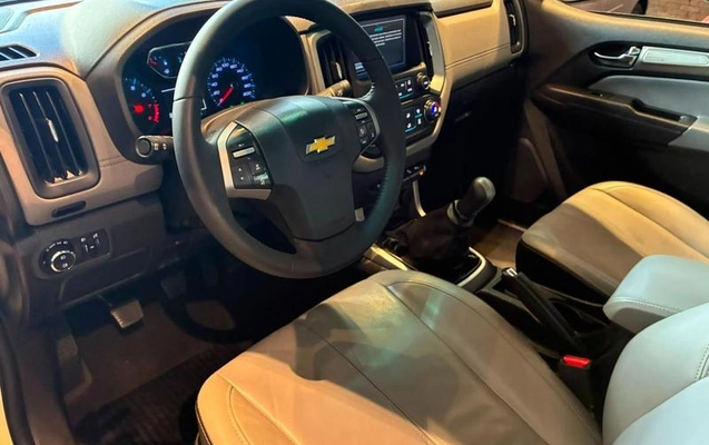 imagem-https://www.socarrao.com.br/sc-vehicle-images-prod/4320434/1791561032236-8529180_3_B_b79d2a3a02.jpeg