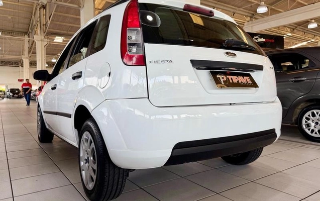 imagem-https://www.socarrao.com.br/sc-vehicle-images-prod/4320436/1791561061791-8555391_3_B_643c0dd707.jpeg