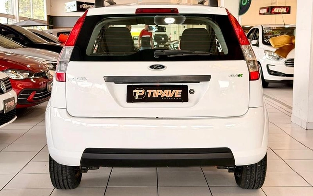 imagem-https://www.socarrao.com.br/sc-vehicle-images-prod/4320436/1791561061793-8555391_4_B_694ea871c7.jpeg