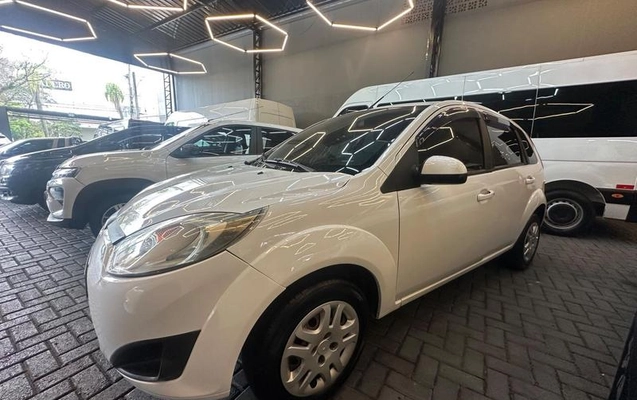 imagem-https://www.socarrao.com.br/sc-vehicle-images-prod/4320467/1791561212393-8513992_0_B_f2a71d52e7.jpeg