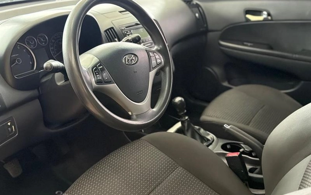 imagem-https://www.socarrao.com.br/sc-vehicle-images-prod/4320486/1791561299671-8559122_10_B_1e40ed3ad1.jpeg