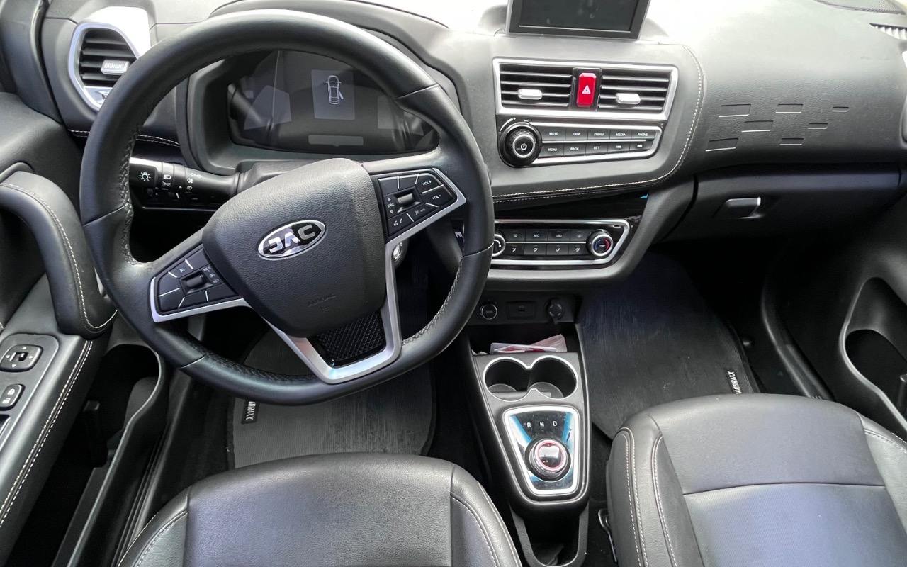 imagem-https://www.socarrao.com.br/sc-vehicle-images-prod/4320537/1791561766579-SU1HXzM0NjQuanBlZw.jpeg