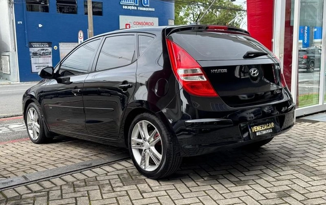 imagem-https://www.socarrao.com.br/sc-vehicle-images-prod/4320552/1791896887721-8558506_14_B_2543f3e906.jpeg