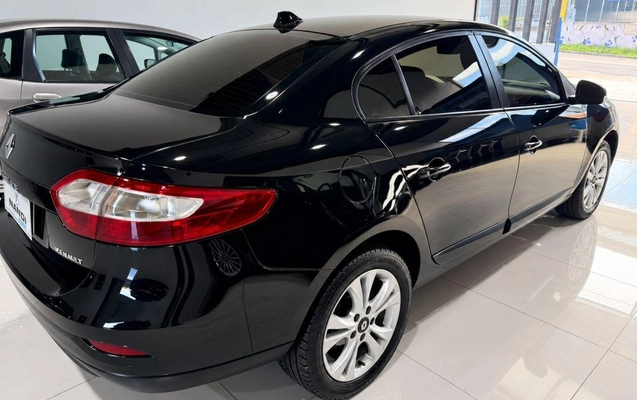 imagem-https://www.socarrao.com.br/sc-vehicle-images-prod/4320619/1791562431929-1238899.jpg