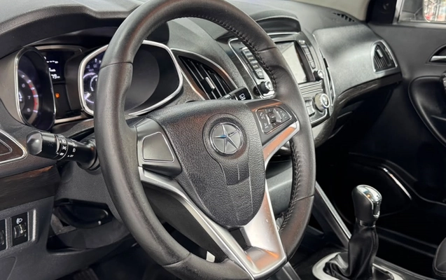 imagem-https://www.socarrao.com.br/sc-vehicle-images-prod/4320649/1791562644595-9_011710.jpg