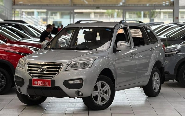 imagem-https://www.socarrao.com.br/sc-vehicle-images-prod/4320652/1791653736155-8559369_17_B_c0094a7a46.jpeg