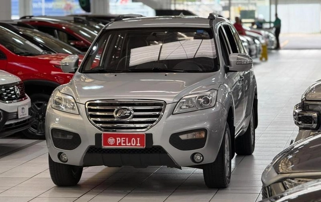 imagem-https://www.socarrao.com.br/sc-vehicle-images-prod/4320652/1791653736157-8559369_13_B_7392763601.jpeg