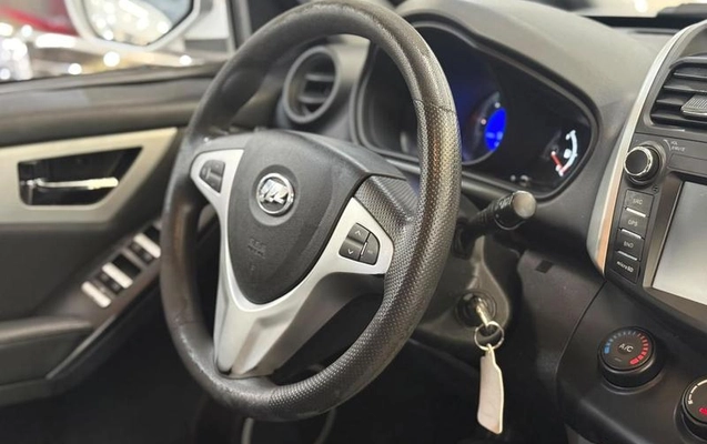 imagem-https://www.socarrao.com.br/sc-vehicle-images-prod/4320652/1791653736169-8559369_7_B_bde662f19d.jpeg