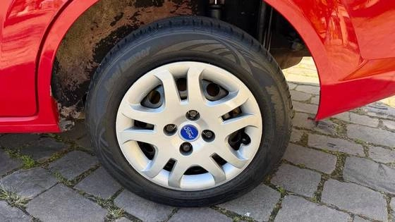 imagem-https://www.socarrao.com.br/sc-vehicle-images-prod/4320739/1791562899748-ford-fiesta-1.6-mpi-sedan-8v-flex-4p-manual-wmimagem15410715963.jpg