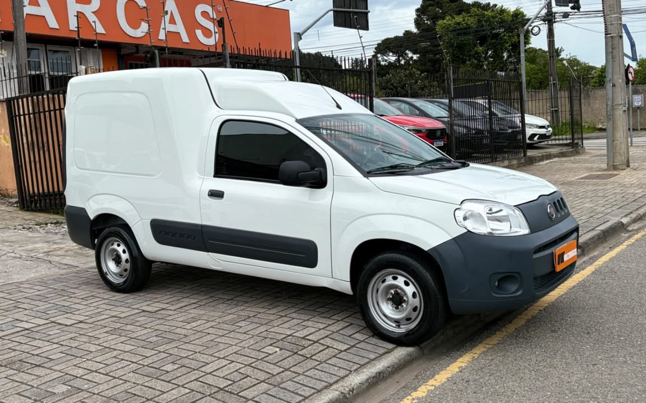 imagem-https://www.socarrao.com.br/sc-vehicle-images-prod/4320741/1791562940895-V2hhdHNBcHAgSW1hZ2UgMjAyNi0xMC0wOSBhdCAxMy4wMy4yMS5qcGVn.jpeg