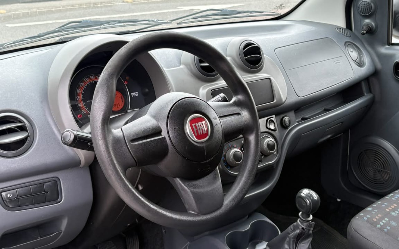 imagem-https://www.socarrao.com.br/sc-vehicle-images-prod/4320741/1791562941029-V2hhdHNBcHAgSW1hZ2UgMjAyNi0xMC0wOSBhdCAxMy4wMy4yMSAoMikuanBlZw.jpeg