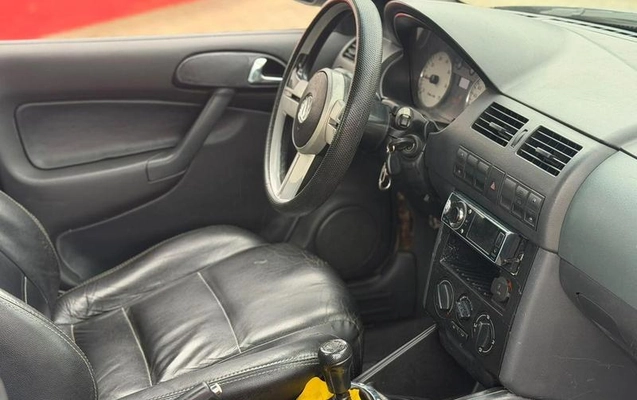 imagem-https://www.socarrao.com.br/sc-vehicle-images-prod/4320783/1792076002933-8552096_1_B_d3af99a551.jpeg