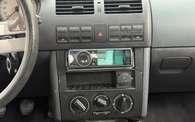 imagem-https://www.socarrao.com.br/sc-vehicle-images-prod/4320783/1792076002934-8552096_2_B_b2bab90fda.jpeg