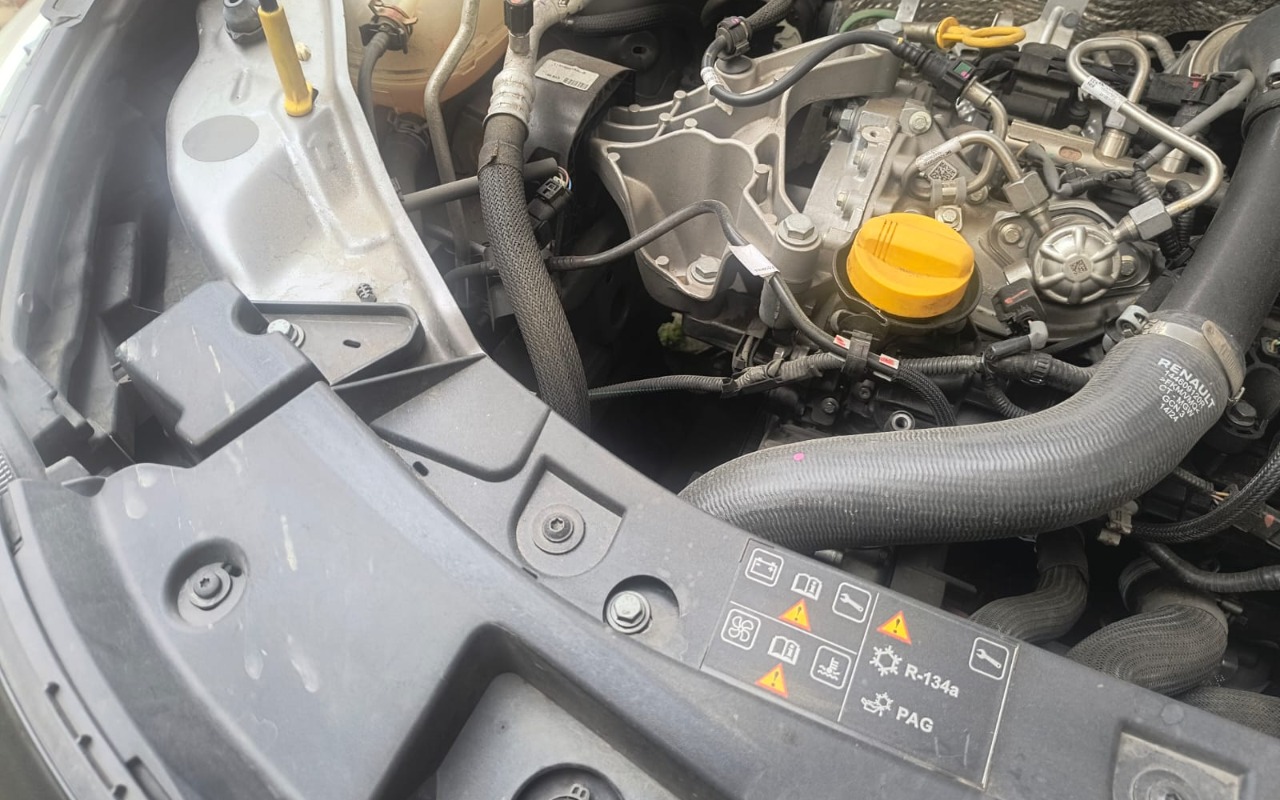 imagem-https://www.socarrao.com.br/sc-vehicle-images-prod/4320819/1791564806178-V2hhdHNBcHAgSW1hZ2UgMjAyNi0xMC0wOSBhdCAxMy4yNS4xMyAoMikuanBlZw.jpeg