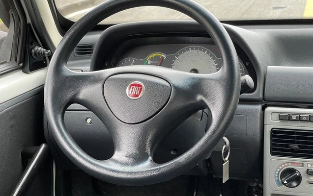 imagem-https://www.socarrao.com.br/sc-vehicle-images-prod/4320837/1791563655492-8552714_18_B_25d7db9dce.jpeg