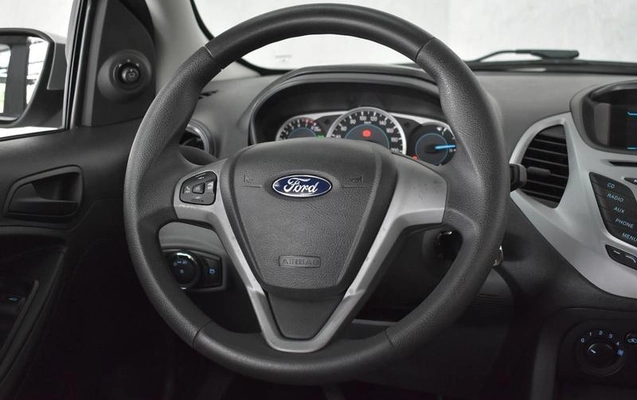 imagem-https://www.socarrao.com.br/sc-vehicle-images-prod/4320854/1791571338023-8514784_6_B_7789e14f1e.jpeg