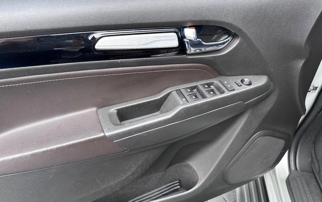 imagem-https://www.socarrao.com.br/sc-vehicle-images-prod/4320894/1791915022946-8558205_12_B_dd3064d701.jpeg