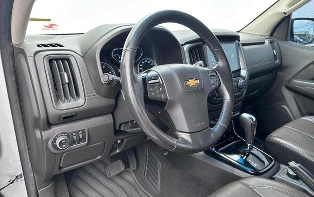 imagem-https://www.socarrao.com.br/sc-vehicle-images-prod/4320894/1791915022950-8558205_8_B_af30161d2b.jpeg