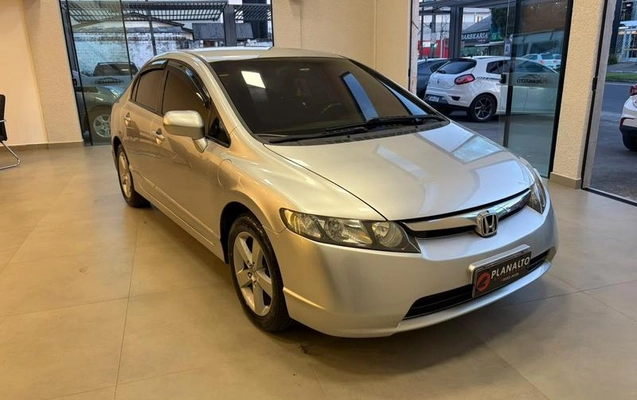 imagem-https://www.socarrao.com.br/sc-vehicle-images-prod/4320946/1792513460170-8555587_10_B_5ba5e943d7.jpeg