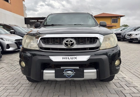 Toyota Hilux 2009 Preto — foto 1 de 3