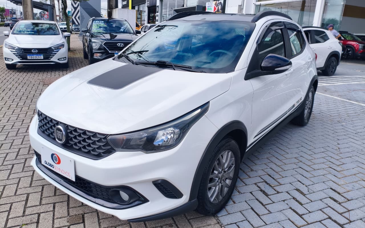 Fiat Argo TREKKING 1.3 8V Flex 2020 Branco — foto 1 de 3