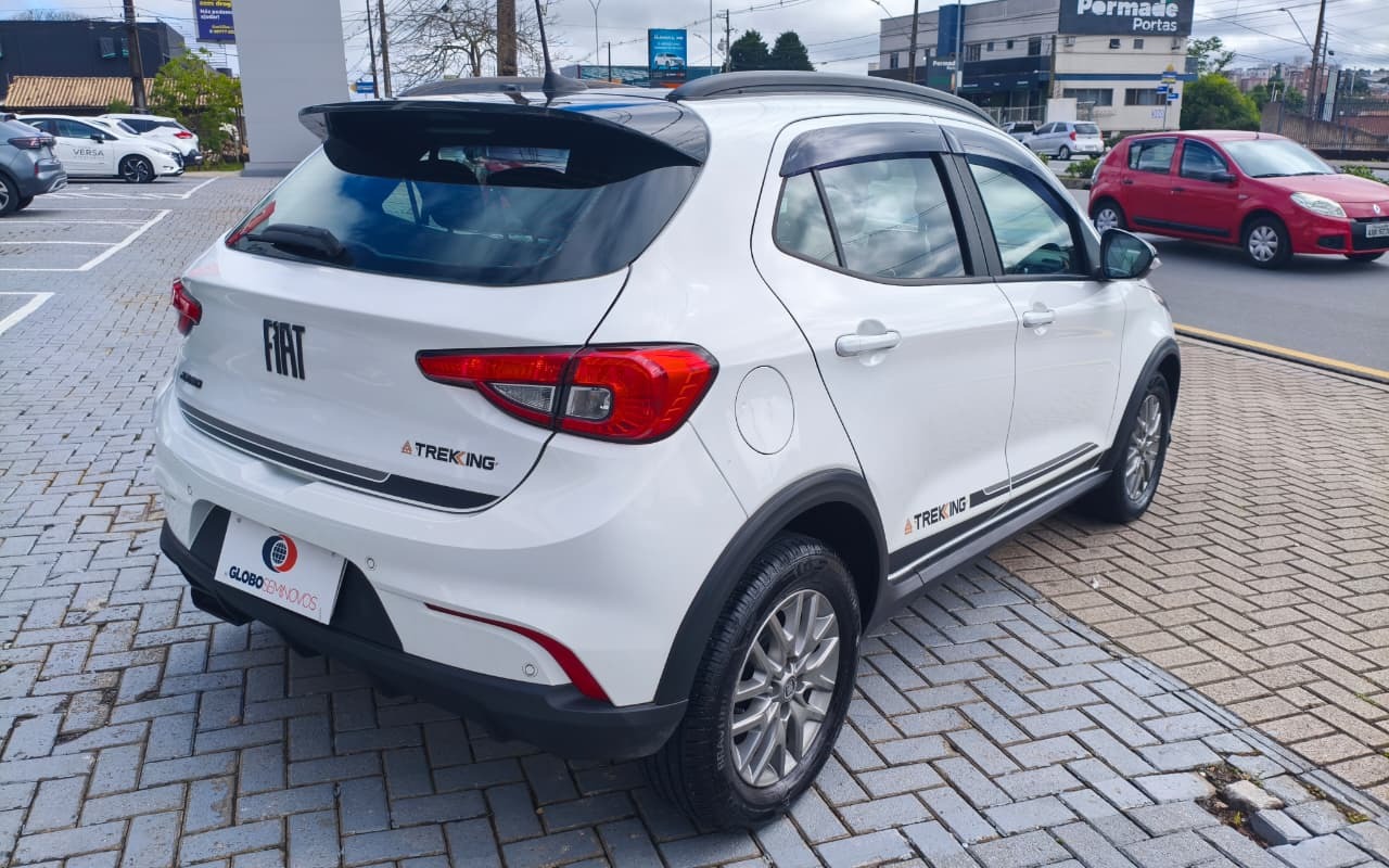 imagem-https://www.socarrao.com.br/sc-vehicle-images-prod/4321055/1791565281797-ZXggMDYuanBlZw.jpeg