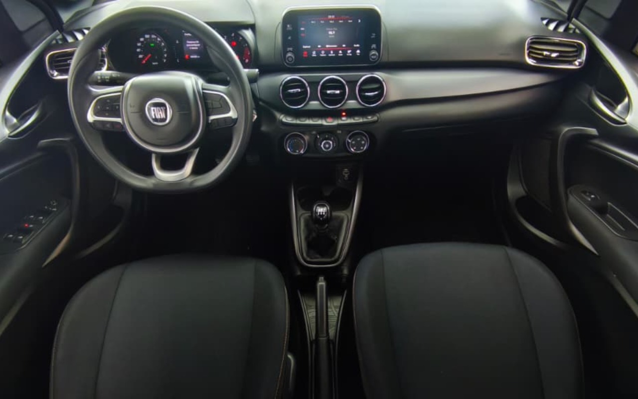 imagem-https://www.socarrao.com.br/sc-vehicle-images-prod/4321055/1791565282574-aW4gMDcuanBlZw.jpeg