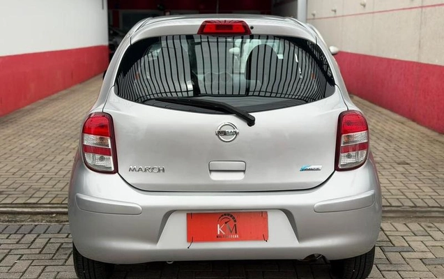 imagem-https://www.socarrao.com.br/sc-vehicle-images-prod/4321056/1791565295789-8559348_12_B_4766ab91f8.jpeg