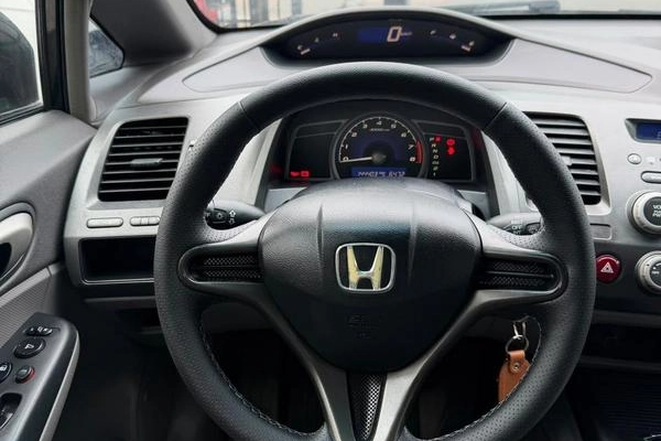 imagem-https://www.socarrao.com.br/sc-vehicle-images-prod/4321057/1791565316154-8559567_12_B_1918b3932a.jpeg