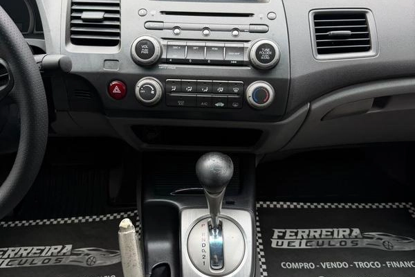 imagem-https://www.socarrao.com.br/sc-vehicle-images-prod/4321057/1791565316157-8559567_12_B_de313cc16e.jpeg
