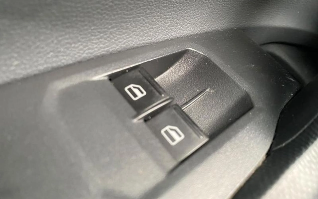 imagem-https://www.socarrao.com.br/sc-vehicle-images-prod/4321133/1791565943042-8559259_1_B_43b0241723.jpeg