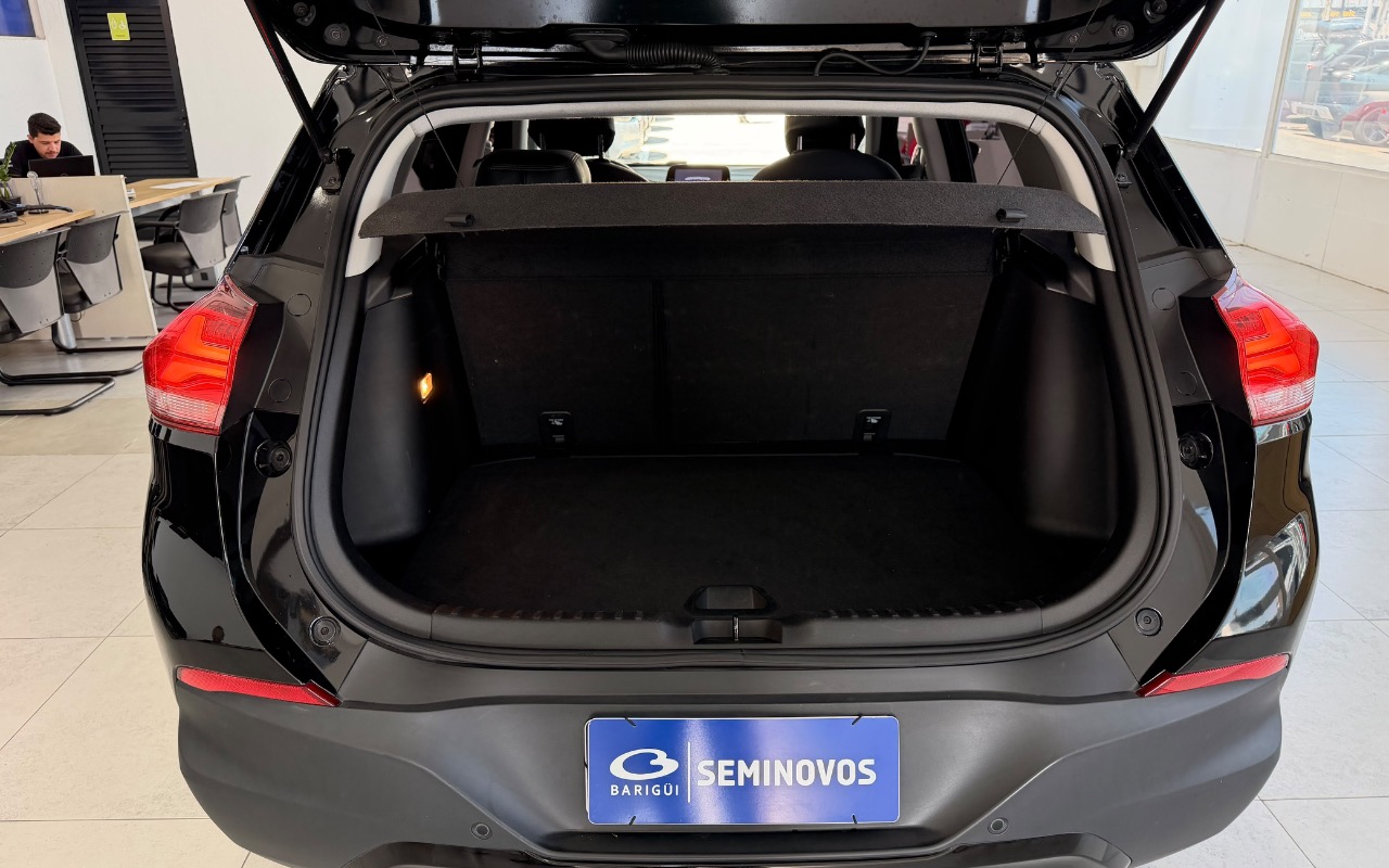 imagem-https://www.socarrao.com.br/sc-vehicle-images-prod/4321136/1791577335066-NzA1YThiODQtODk4MC00NTlkLTllMDktZDY2ZDMxMmRiNjdlLmpwZWc.jpeg