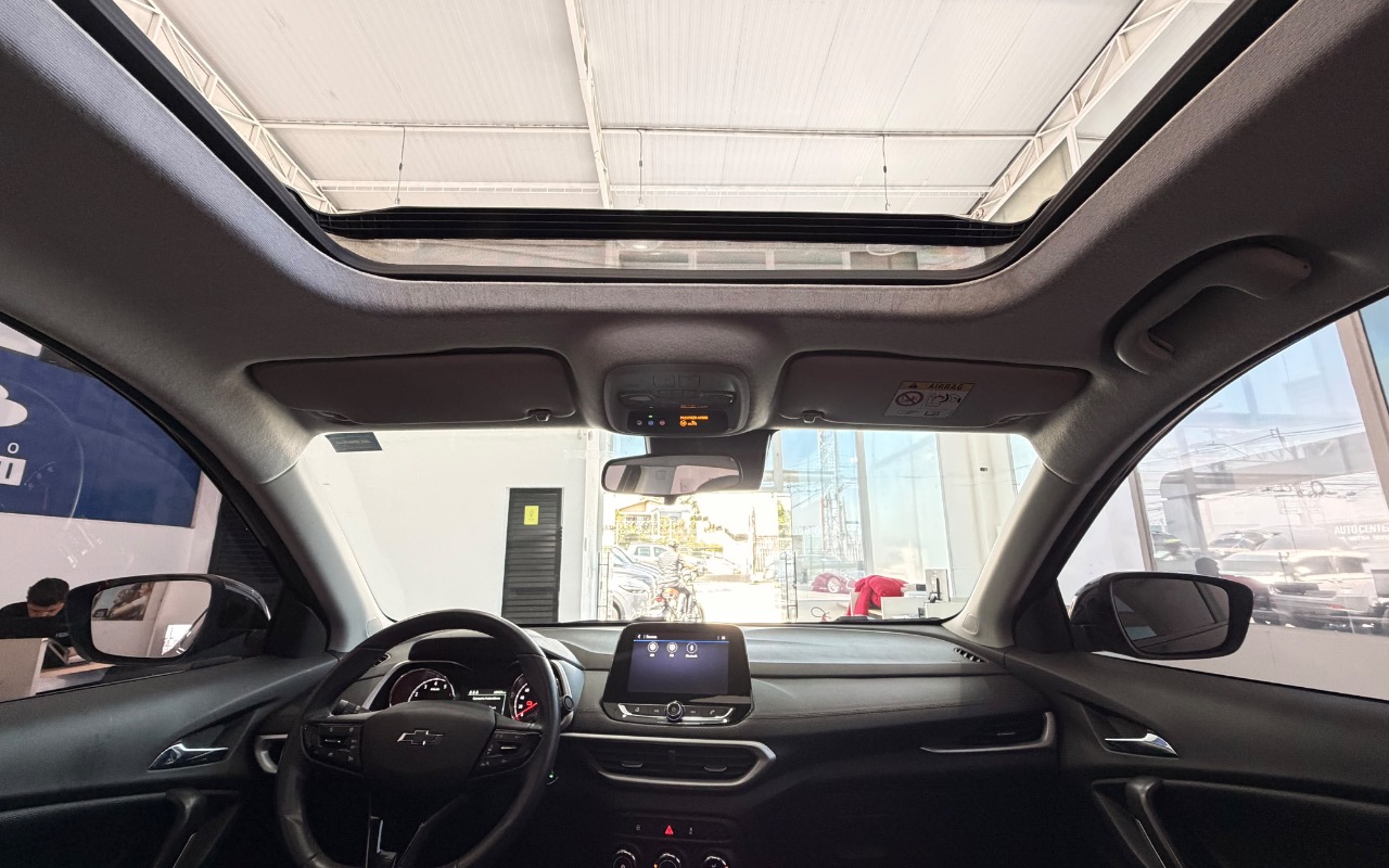 imagem-https://www.socarrao.com.br/sc-vehicle-images-prod/4321136/1791577335447-MmNjYTVmMzgtNDFiNi00YWMzLWExNjktNWViNzI2YmQ4NmE4LmpwZWc.jpeg