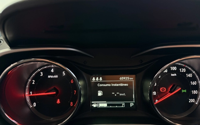 imagem-https://www.socarrao.com.br/sc-vehicle-images-prod/4321136/1791577335514-MjgzYTIzNzctMjY2YS00OGM5LWJjYWMtY2U5YTE4MzA4NzcwLmpwZWc.jpeg