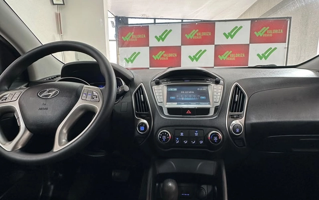 imagem-https://www.socarrao.com.br/sc-vehicle-images-prod/4321158/1791566148902-95ee789c-eb24-441b-a9f2-b6ff93cfe452.jpg