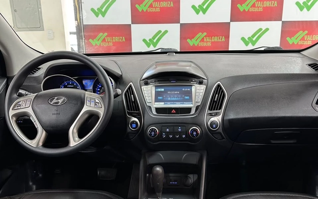 imagem-https://www.socarrao.com.br/sc-vehicle-images-prod/4321158/1791566148905-3785f29c-dcde-4b6b-abff-104d2e9b5f0c.jpg