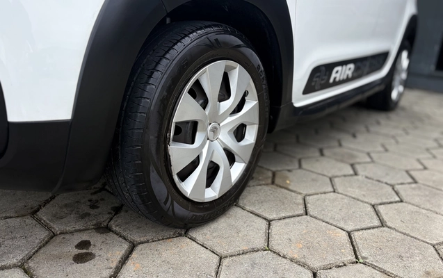 imagem-https://www.socarrao.com.br/sc-vehicle-images-prod/4321163/1791566241831-1_112343.jpg