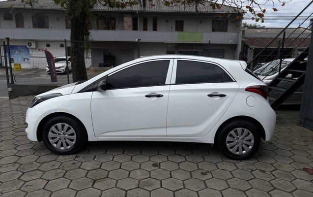 imagem-https://www.socarrao.com.br/sc-vehicle-images-prod/4321167/1791566300066-1_020707.jpg