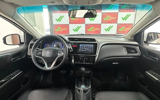 imagem-https://www.socarrao.com.br/sc-vehicle-images-prod/4321253/1791566717582-239d15d4-48af-40e7-8556-e3a0f98541a1.jpg