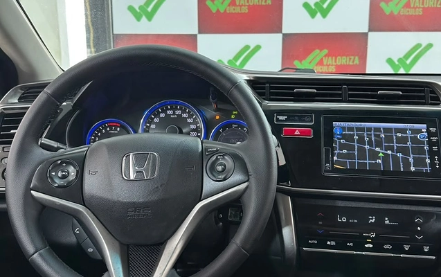 imagem-https://www.socarrao.com.br/sc-vehicle-images-prod/4321253/1791566717586-3369fd5a-51a1-48ed-9469-6dae69dab14b.jpg