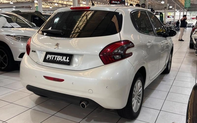 imagem-https://www.socarrao.com.br/sc-vehicle-images-prod/4321276/1792317998004-8555937_17_B_23bdaedfbd.jpeg