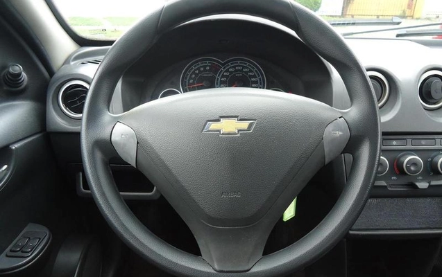 imagem-https://www.socarrao.com.br/sc-vehicle-images-prod/4321280/1791567004987-7737416_10_B_0dcf56032f.jpeg