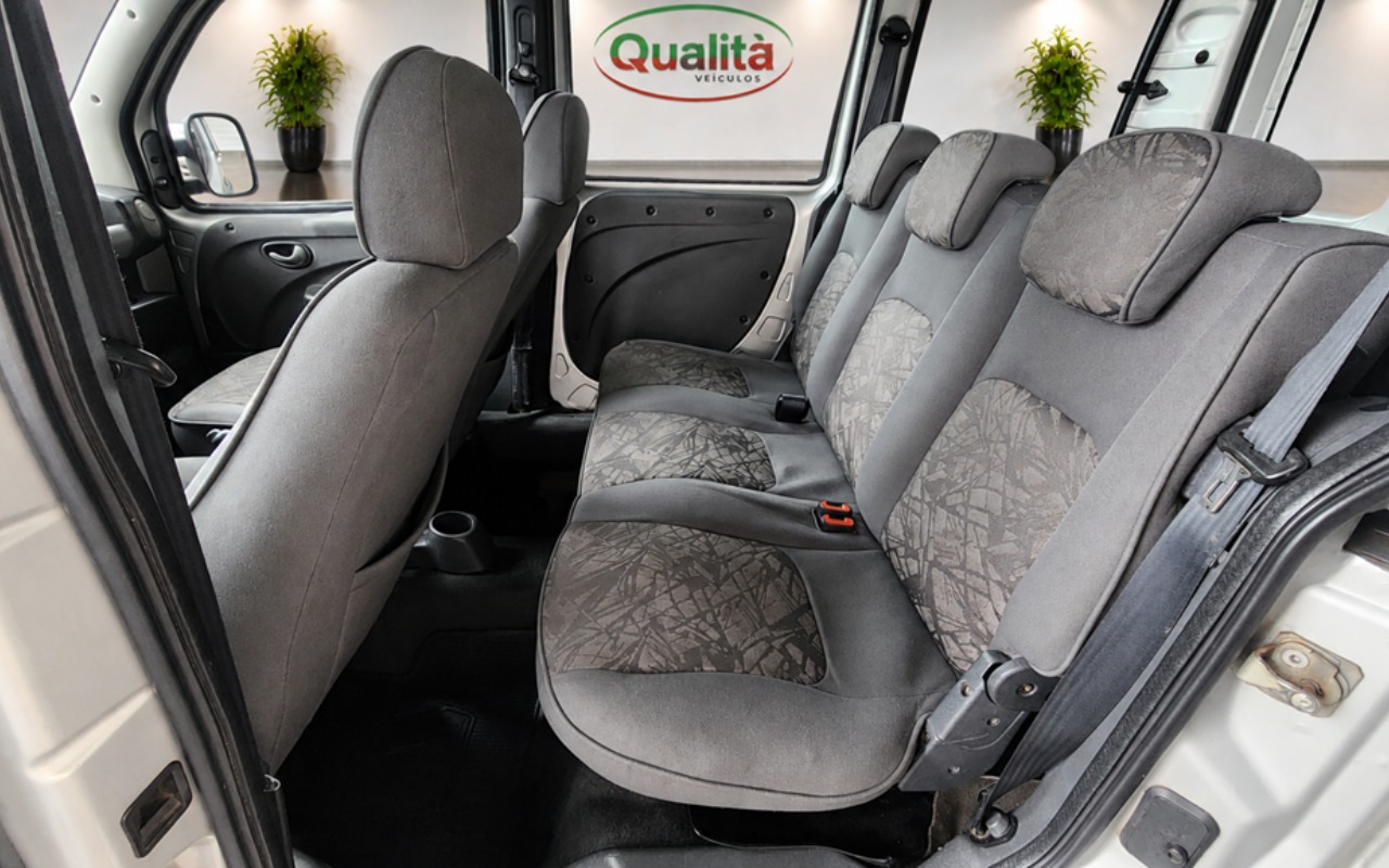 imagem-https://www.socarrao.com.br/sc-vehicle-images-prod/4321364/1791567417295-MTMucG5n.png