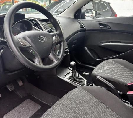 imagem-https://www.socarrao.com.br/sc-vehicle-images-prod/4321369/1791573254902-8559063_8_B_bf43ae204b.jpeg