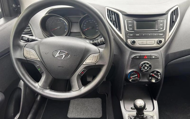 imagem-https://www.socarrao.com.br/sc-vehicle-images-prod/4321369/1791573254912-8559063_14_B_03f0a12c61.jpeg