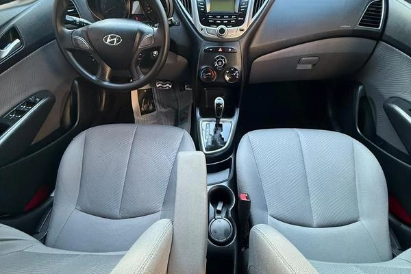 imagem-https://www.socarrao.com.br/sc-vehicle-images-prod/4321396/1791573261248-8556318_11_B_22e55aaa17.jpeg
